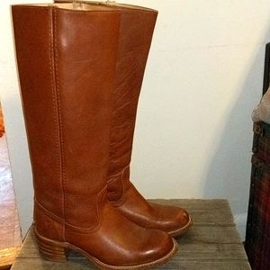 Frye Campus Boot 7.5B